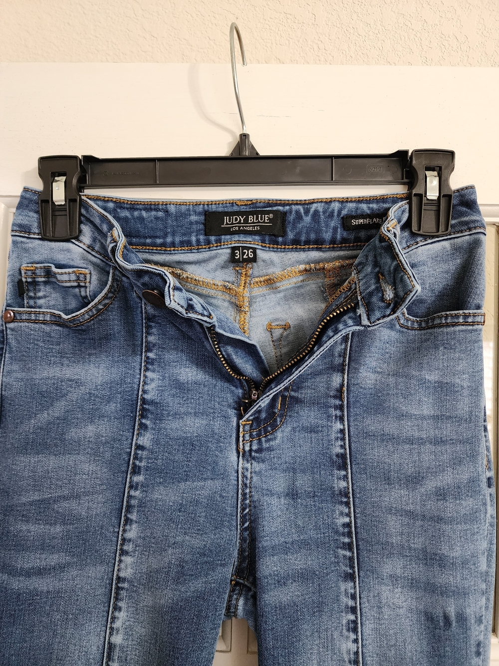 Judy Blue JB88380 Super Flare Jeans Raw Hem Pintuck Medium Wash 3/26 - Picture 7 of 16